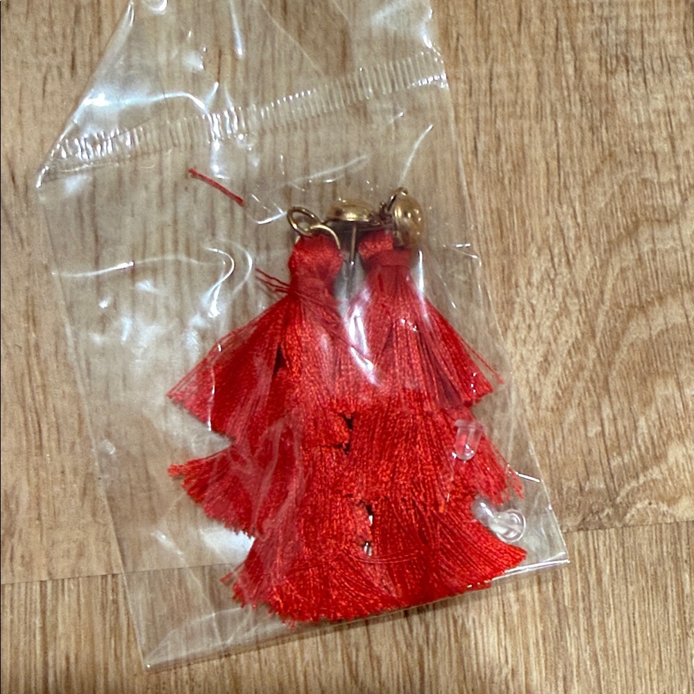 Assorted Earring Collection - Picture 11 of 14
